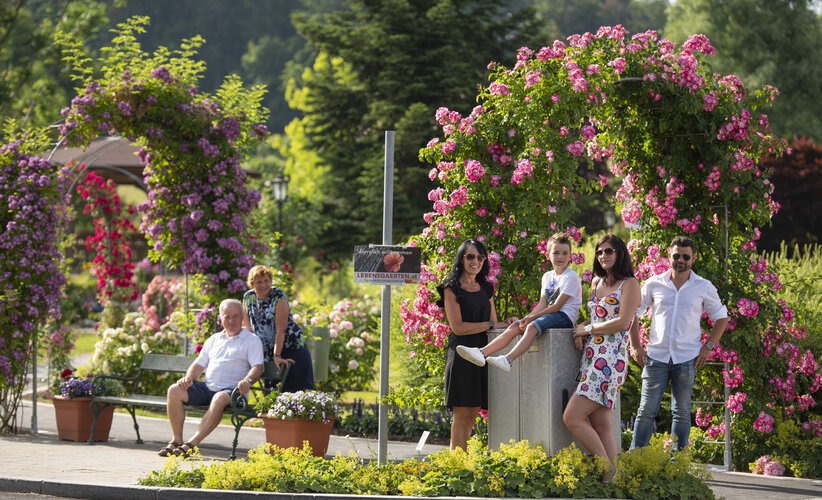 Blumengärten mit Besucher:innen