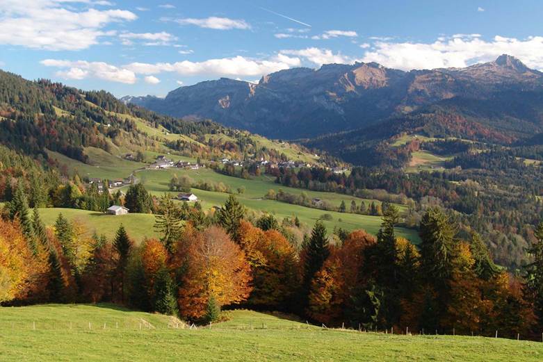 Alpine Herbstlandschaft im Bregenzerwald.